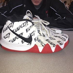 Kyrie 4 bhm size 10 worn